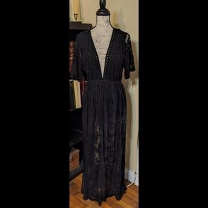 Fashion Nova Black Lace Maxi Dress L